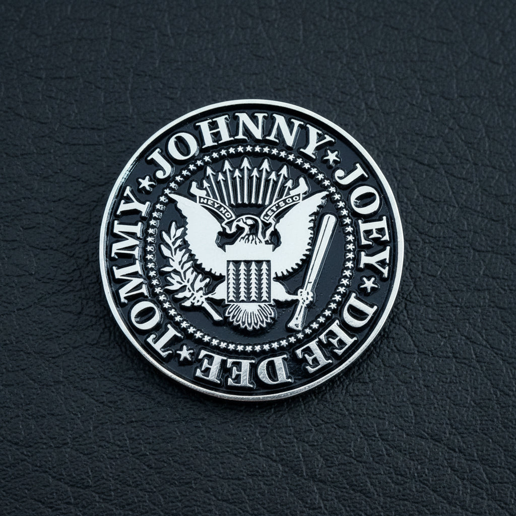 Ramones - Logo metal pin